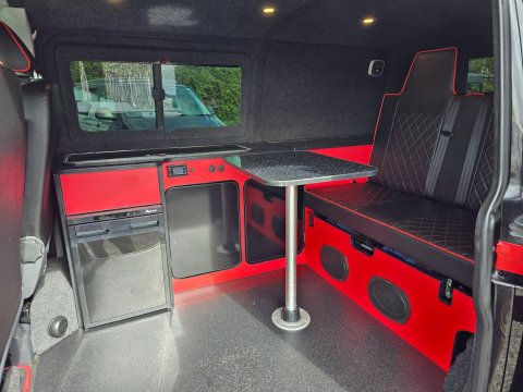Volkswagen Campervan 17