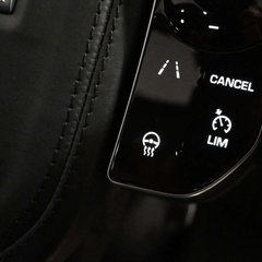 Land Rover Range Rover Velar R-DYNAMIC HSE 1