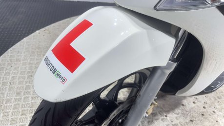 Piaggio Medley 2023 ONLY 4K 125CC LEARNER SCOOTER 15 BHP NEW MOT WARRANTY 24