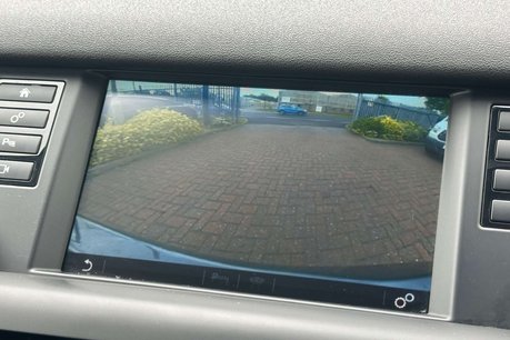 Land Rover Discovery Sport 2.0 TD4 HSE SUV 5dr Diesel Auto 4WD Euro 6 (s/s) (180 ps) 56