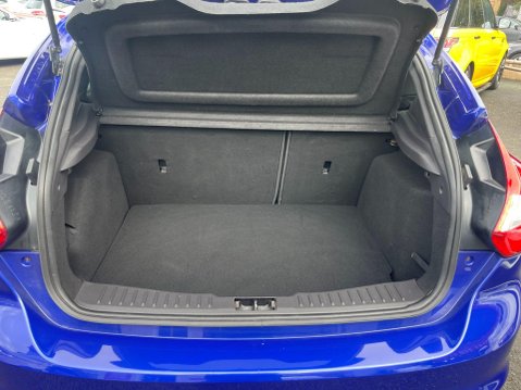 Ford Focus 2.0T EcoBoost ST-2 Euro 5 (s/s) 5dr 32