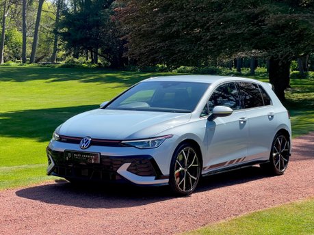 Volkswagen Golf GTI CLUBSPORT TSI DSG 35