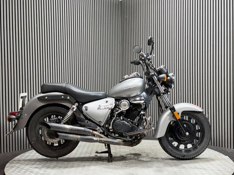 Keeway Superlight 125 2021 34K NON RUNNING PROJECT BIKE CRUISER 125CC LEARNER