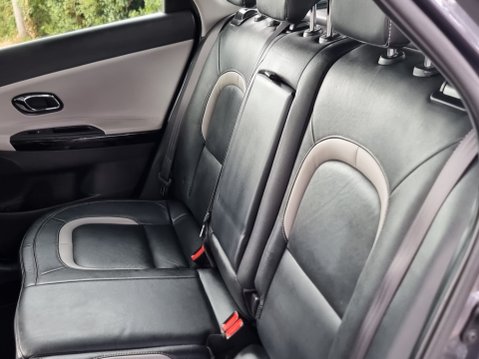 Kia Ceed CRDI 4 TECH ECODYNAMICS 25