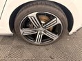 Volkswagen Golf 2.0 TSI R DSG 4Motion Euro 6 (s/s) 5dr 42