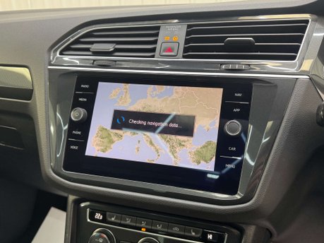 Volkswagen Tiguan 2.0 Tiguan SEL TDI 4Motion Semi-Auto 4WD 5dr 86