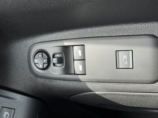 Vauxhall Combo LWB L2H1 Low Roof Prime 2300 Air Con Sensors EURO 6 22