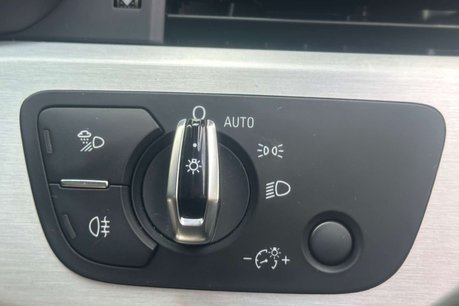 Audi A4 3.0 TDI V6 S line Estate 5dr Diesel Tiptronic quattro Euro 6 (s/s) (272 ps) 34
