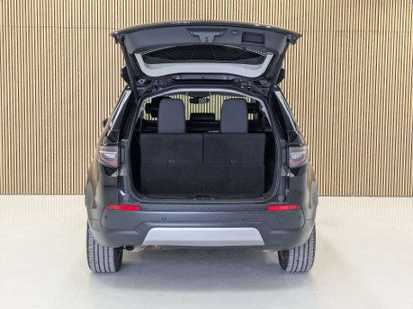 Land Rover Discovery Sport 2.0 Discovery Sport SE D Auto 4WD 5dr 25