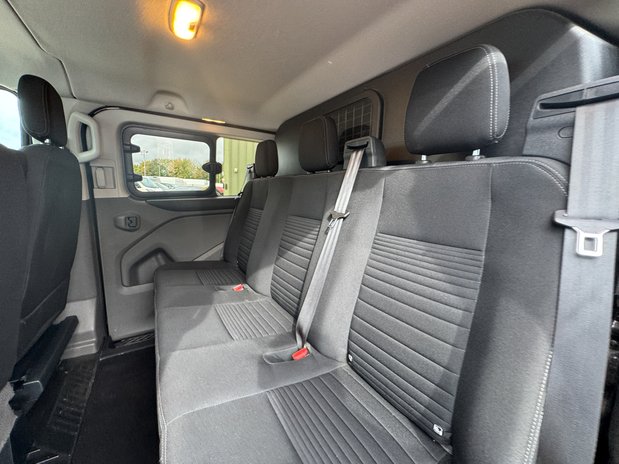 Ford Transit Custom Crew Cab [SOLD MT] AUTO SWB L1H1 Low Roof Limited 320 Air Con Alloys Sensor 12