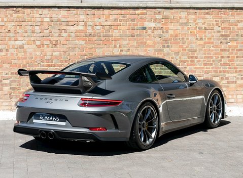 Porsche 911 GT3 (991.2) 7