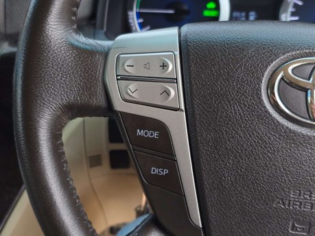 Toyota Alphard Auto+Hybrid+7Seats+Clean 36