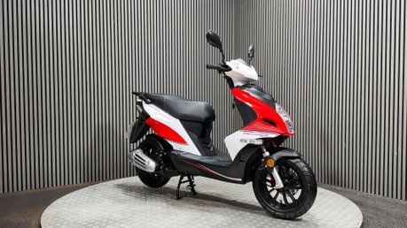 Ajs Firefox 2026 ONLY 269 MILES 1 OWNER MOT 2029 IDEAL LEARNER SCOOTER 125CC 2