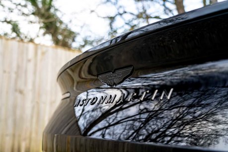 Aston Martin DB11 AMR V12. FULL ASH. H & C SEATS. CARBON FIBRE INTERIOR PACK. FRONT END PPF. 5