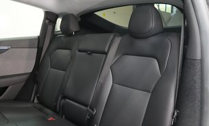 Tesla Model Y PREMIUM LONG RANGE RWD No Luxury Tax Available Now! 1 Owner VAT Qualifying 21