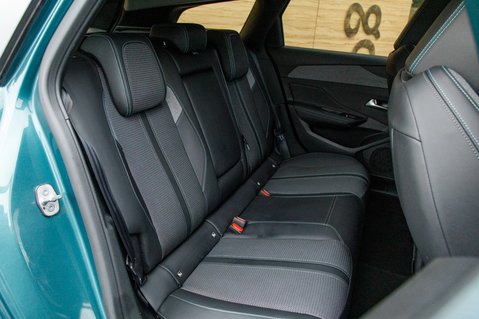 Peugeot 308 PURETECH S/S SW ALLURE 31