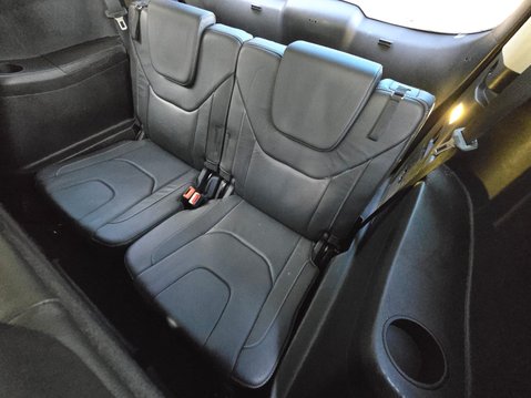 Ford S-Max ZETEC 23