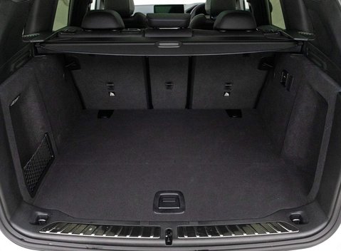 BMW Ix3 M Sport Pro 29