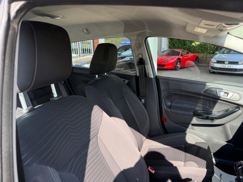 Ford Fiesta 1.25 Zetec Euro 5 5dr 27