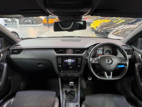 Skoda Octavia 2.0 TDI vRS Estate 5dr Diesel Manual Euro 5 (s/s) (184 ps) 2