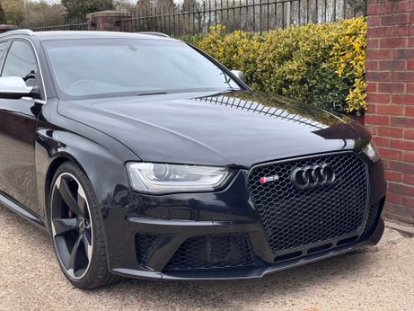 Audi RS4 4.2 RS 4 FSI Quattro Auto 4WD 5dr 4