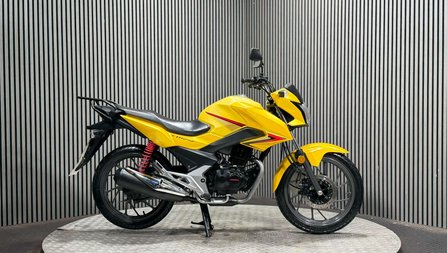 Honda CB GLR125 2018 16K LONG MOT IDEAL COMMUTER BIKE / LEARNER