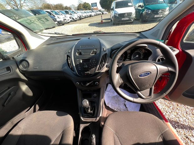 Ford Transit Courier SWB L1H1 Low Roof EURO 6 NO VAT 23