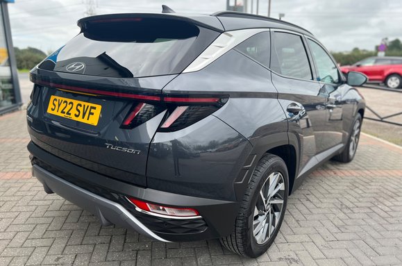 Hyundai TUCSON T-GDI PREMIUM 6