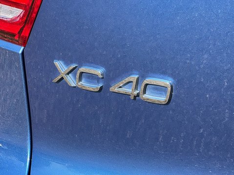 Volvo XC40 RECHARGE T5 R-DESIGN 20