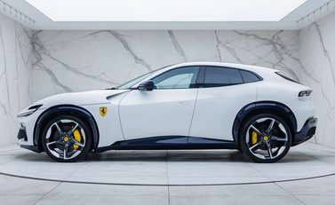 Ferrari Purosangue 12