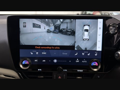Lexus NX 450H PLUS TAKUMI Pan Roof + Mark Levinson Sound 90