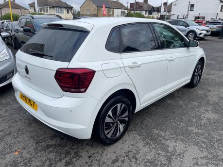 Volkswagen Polo MATCH TSI 8