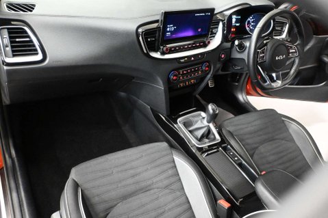 Kia Pro Ceed 1.5 ProCeed GT-Line ISG 5dr 14