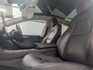 Tesla Model Y ModeL Y Long Range AWD 4WD 5dr 37