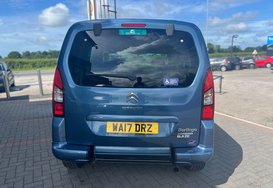 Citroen Berlingo Multispace 1.6 BlueHDi Feel Multispace MPV Wheel Chair Ramp 9