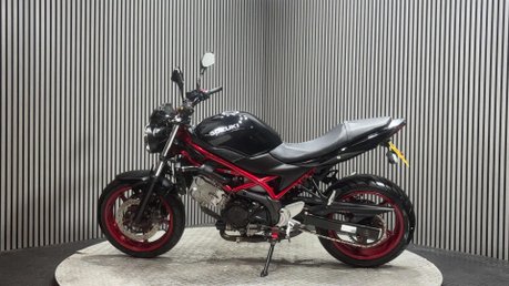 Suzuki SV650 2018 30K NEW MOT NAKED 650CC A2 V TWIN SERVICED 6