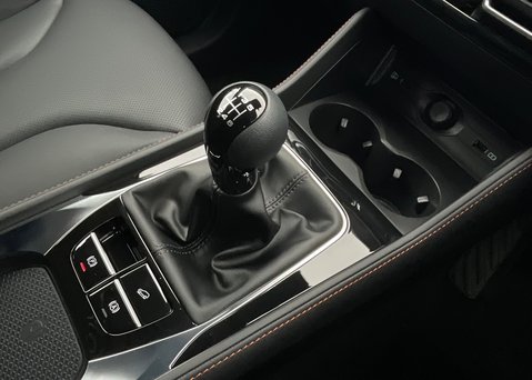 MG HS 1.5 T-GDI TROPHY 20