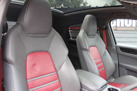 Porsche Cayenne 3.0 Cayenne V6 E-Hybrid Auto 4WD 5dr 7