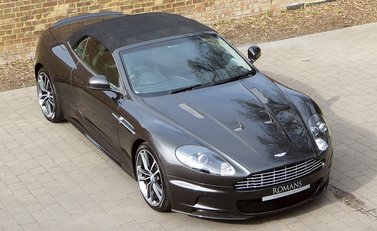 Aston Martin DBS Volante 2