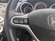 Honda Jazz I-VTEC ES I-SHIFT 21