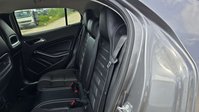 Mercedes-Benz GLA 1.6 GLA180 GPF Urban Edition SUV 5dr Petrol 7G-DCT Euro 6 (s/s) (122 ps) 7