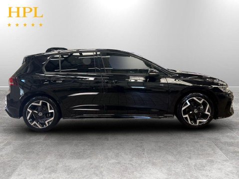 Volkswagen Golf 1.5 TSI R-Line Hatchback 5dr Petrol Manual Euro 6 (s/s) (150 ps) Sat Nav 8