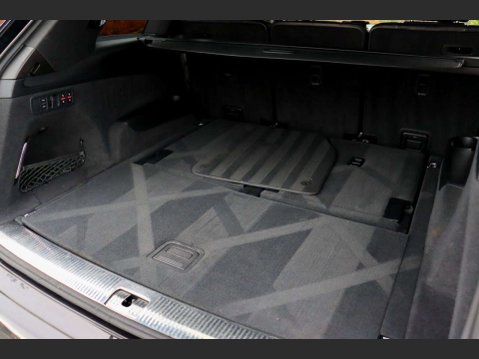 Audi Q7 3.0 TDI V6 50 S line SUV 5dr Diesel Tiptronic quattro Euro 6 (s/s) (286 ps) 10