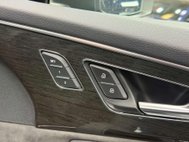 Audi Q7 3.0 TFSI V6 55 Black Edition SUV 5dr Petrol Tiptronic quattro Euro 6 (s/s) 35