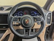 Porsche Cayenne 3.0 Cayenne V6 Auto 4WD 5dr 70