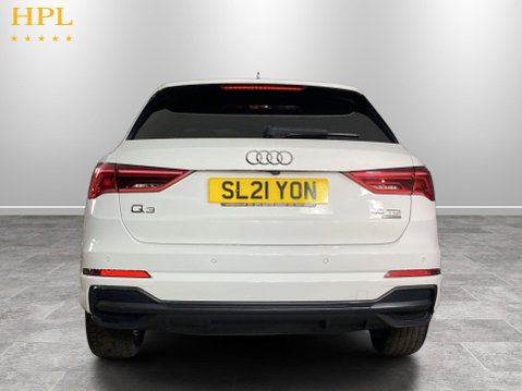 Audi Q3 2.0 TDI 40 S line SUV 5dr Diesel S Tronic quattro Euro 6 (s/s) (200 ps) Par 6
