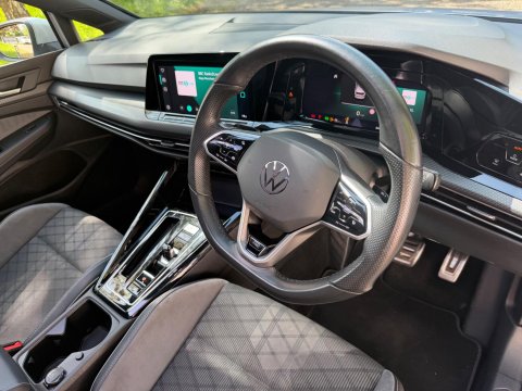 Volkswagen Golf R-LINE ETSI DSG 27