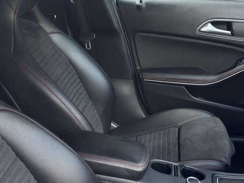 Mercedes-Benz GLA 2.1 GLA 220 AMG Line D 4Matic Auto 4WD 5dr 48