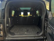 Land Rover Defender V8 78