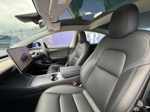 Tesla Model 3 Saloon 4dr Electric Auto RWD (241 bhp) 28